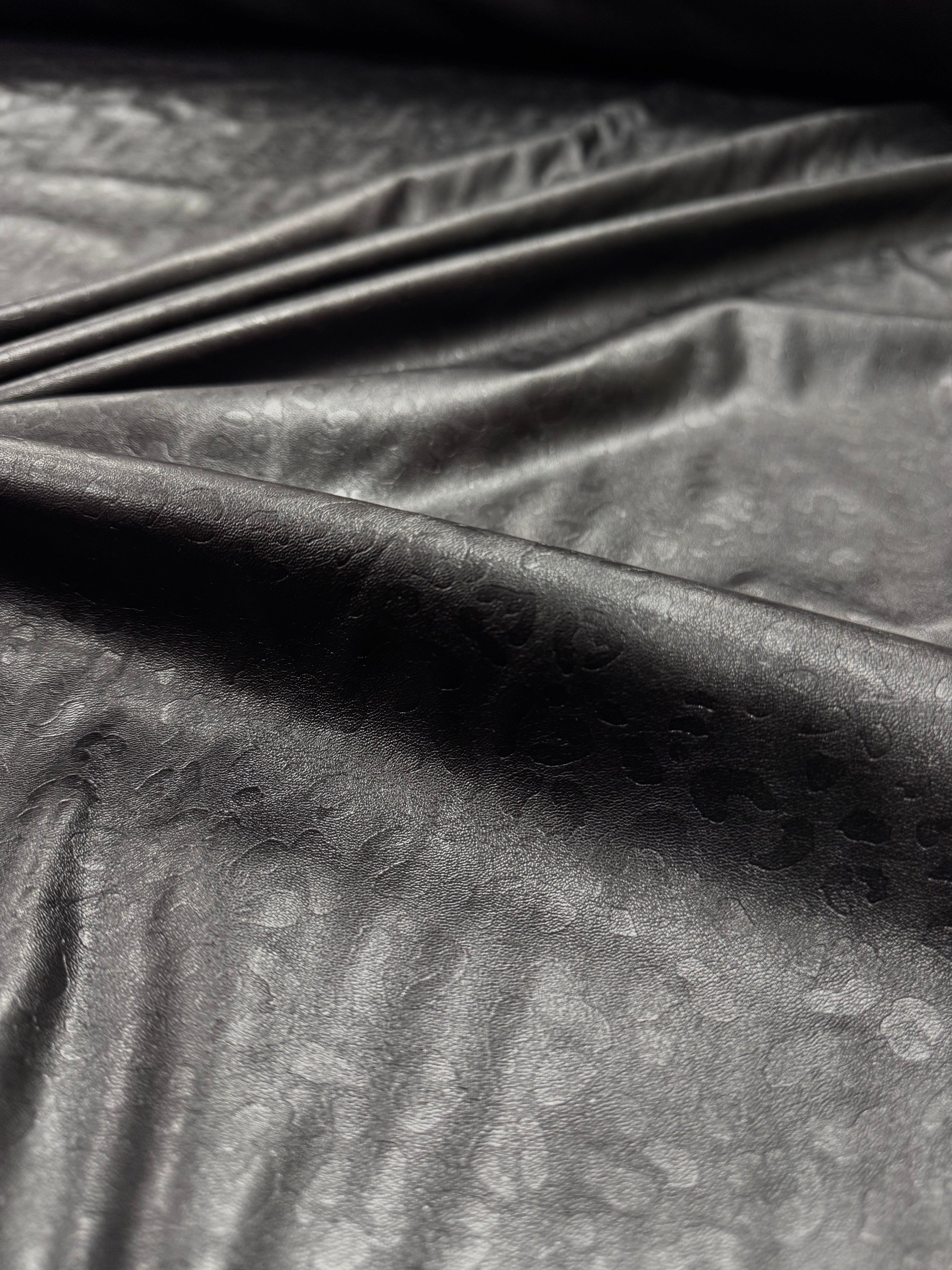 Imitatie de Piele Cu Model