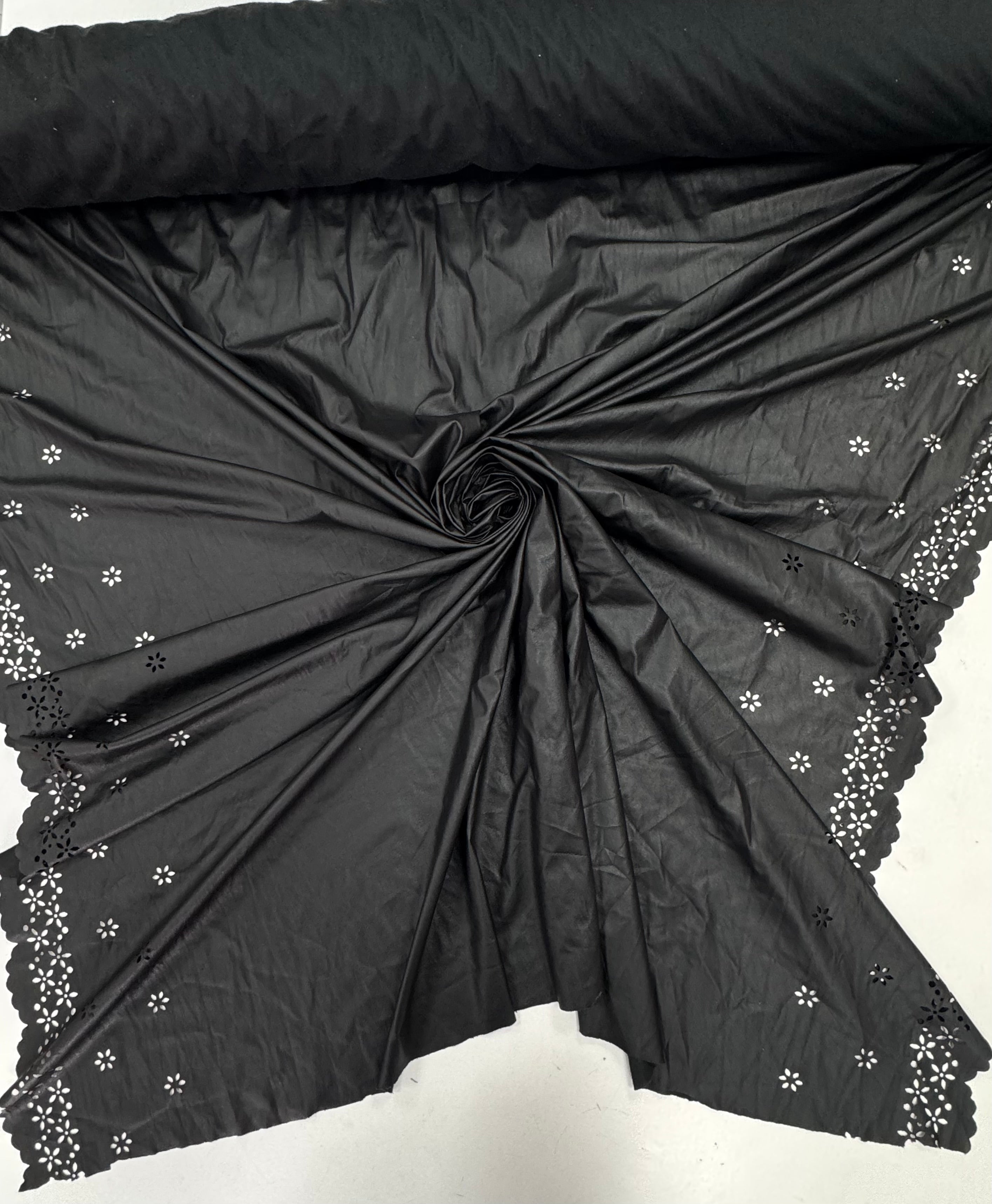 Imitatie de Piele Elastica Subtire Perforata, Negru