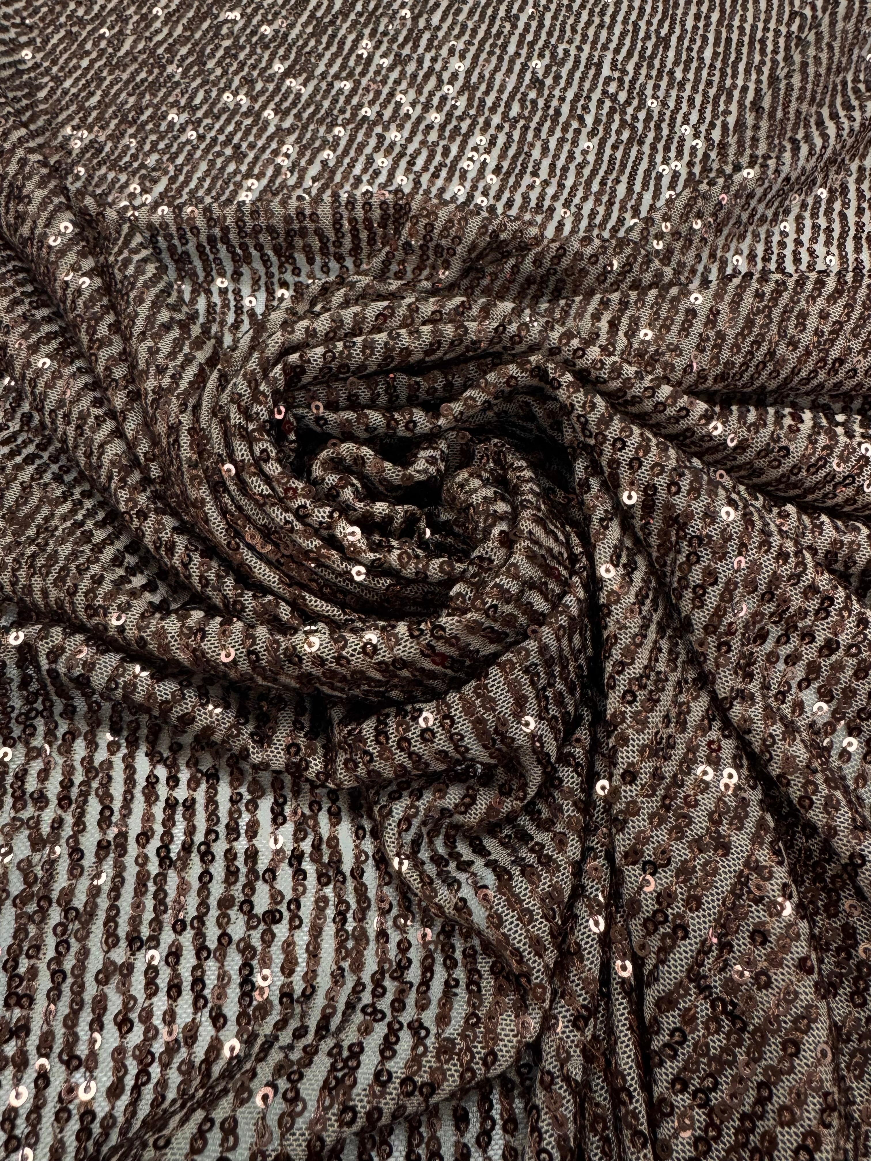 Paiete pe tull elastic, Maro cu Bej