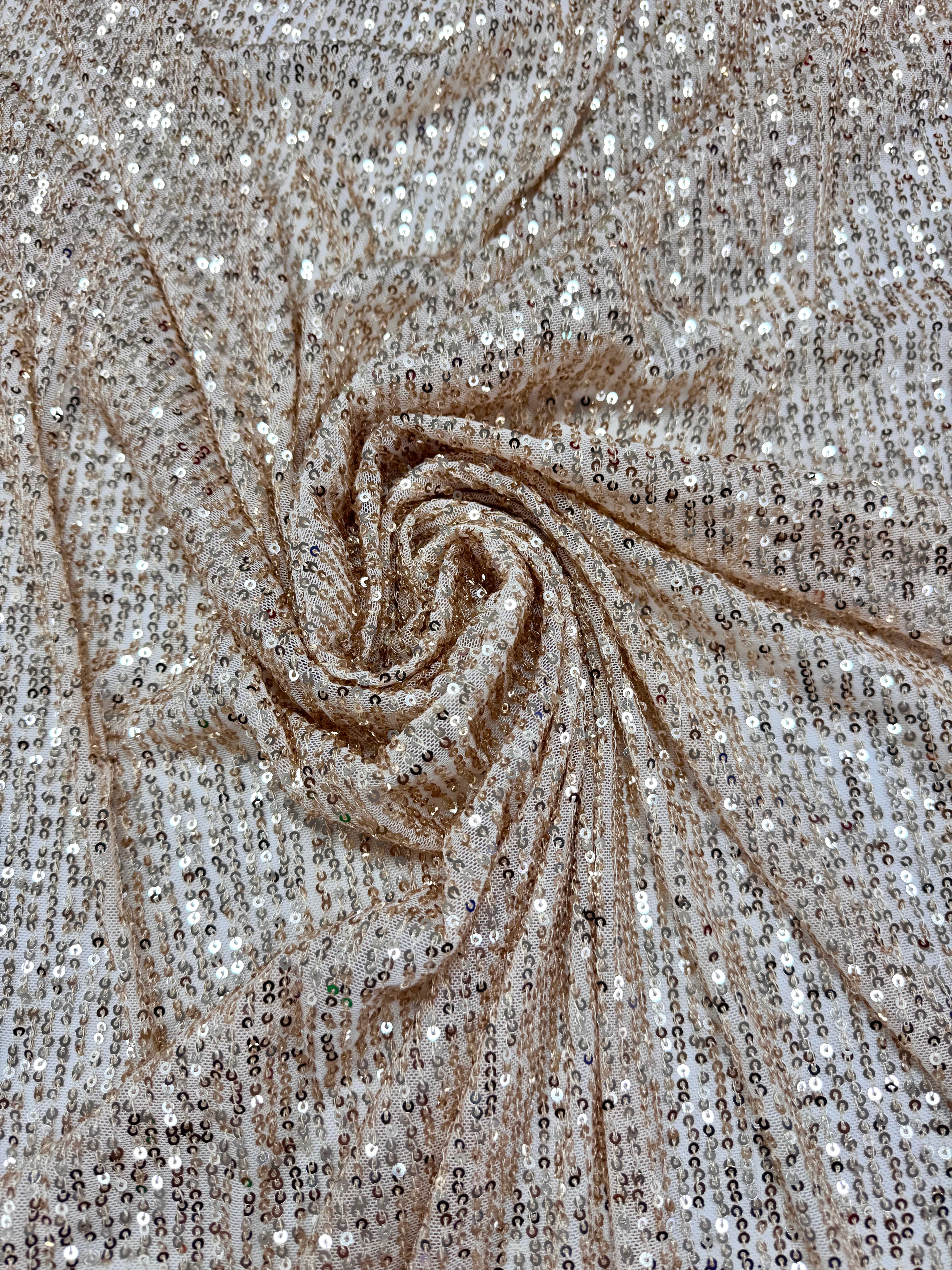 Paiete pe tull elastic, Crem cu Auriu