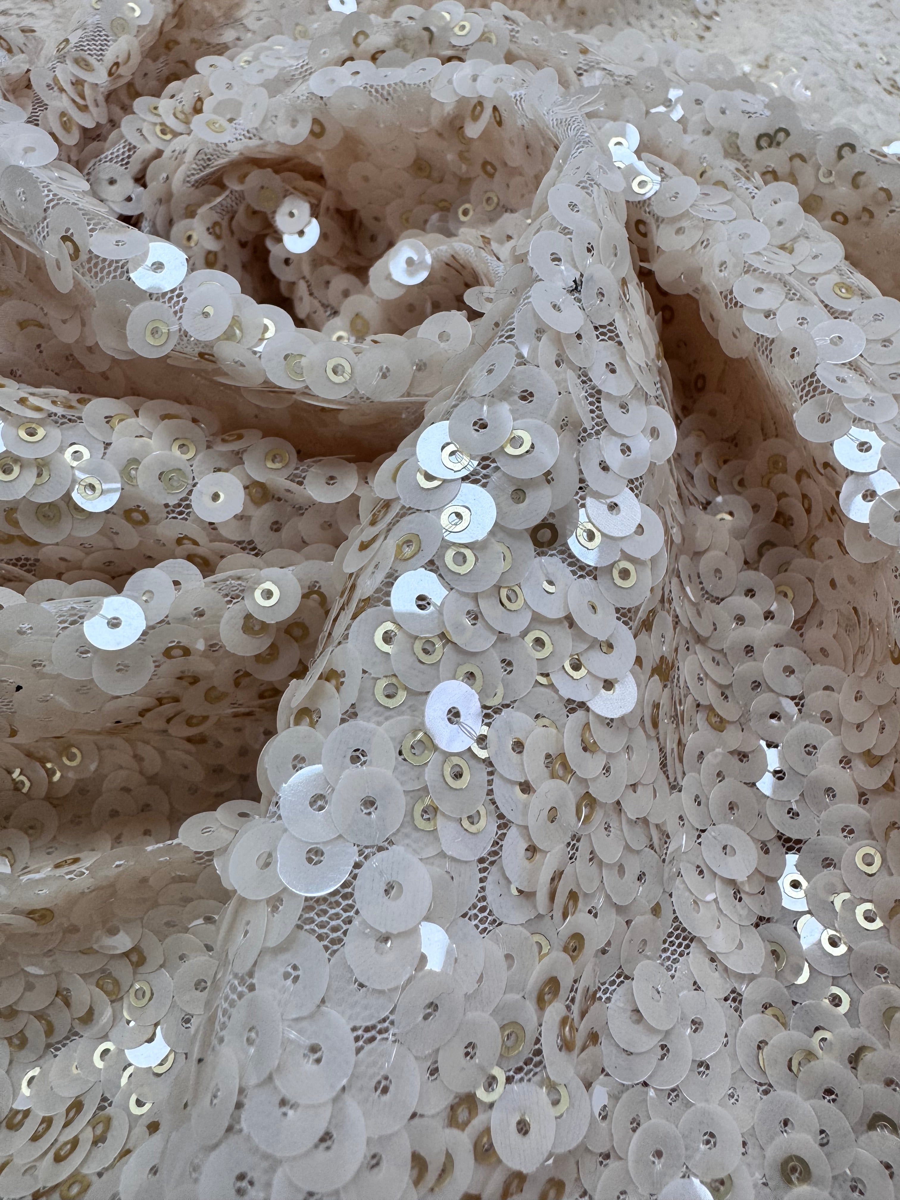 Paiete pe tull elastic, Crem