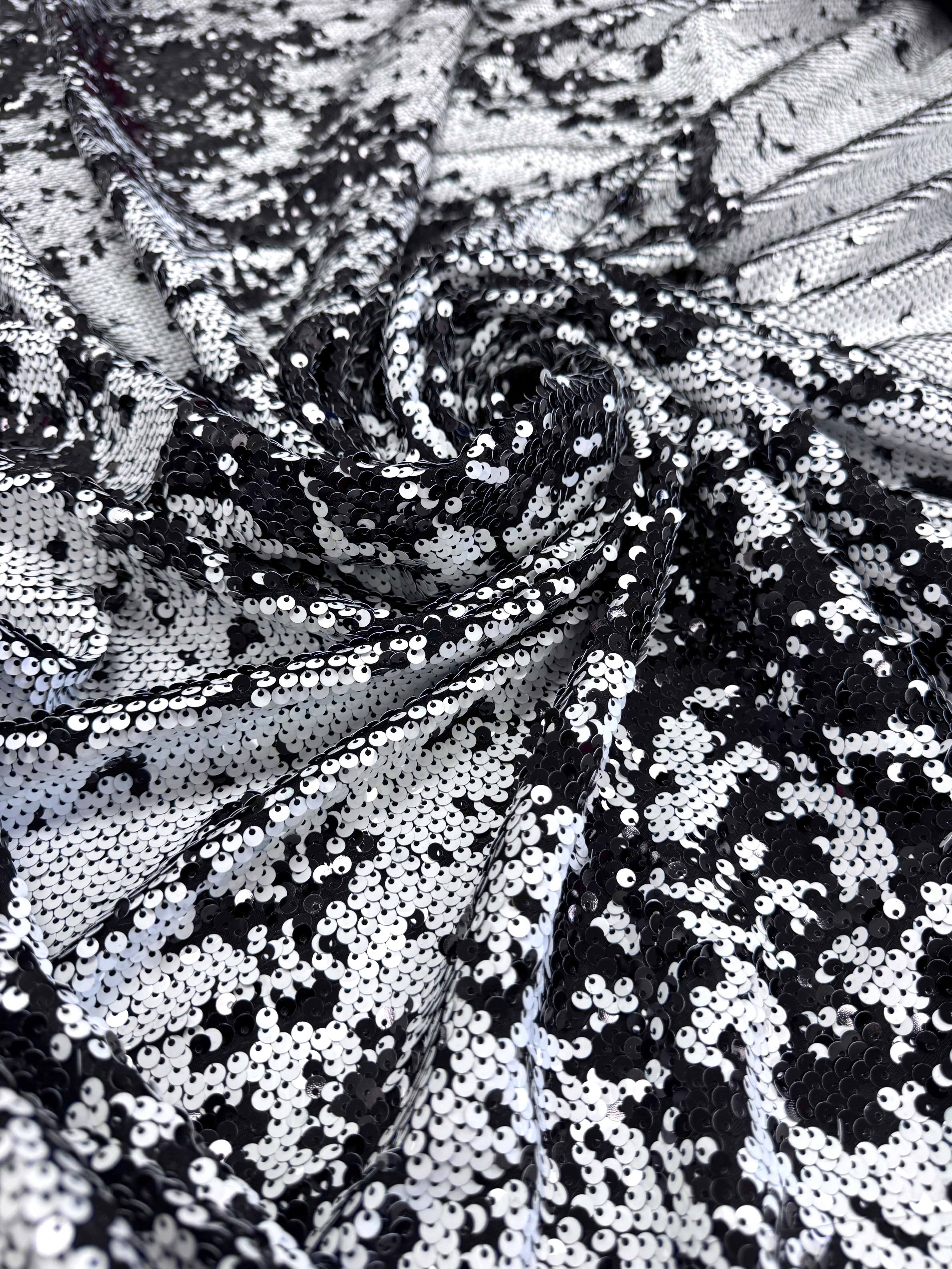 Paiete reversibile pe tull elastic, Alb cu Negru