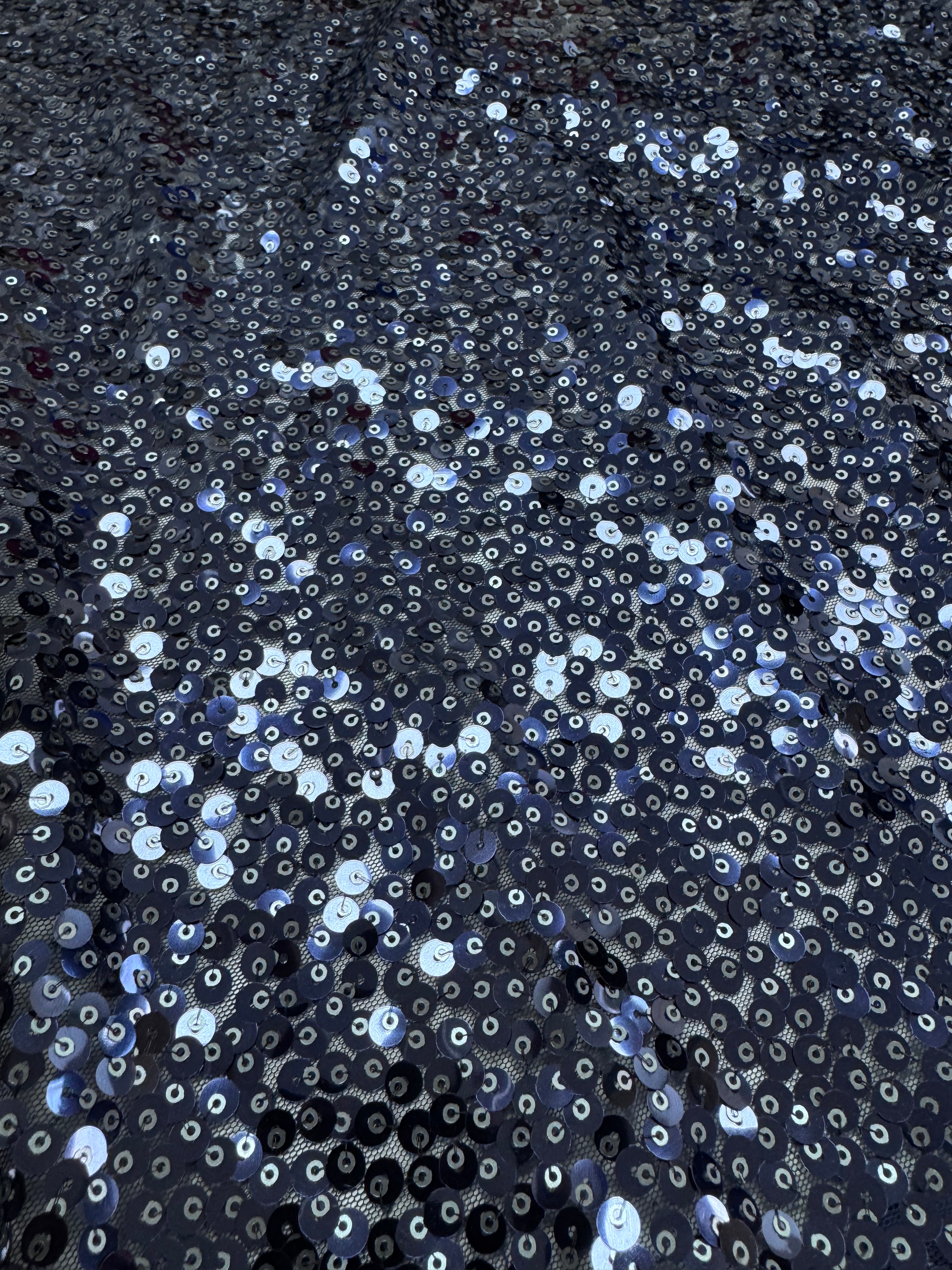 Paiete pe tull elastic, Bleumarin