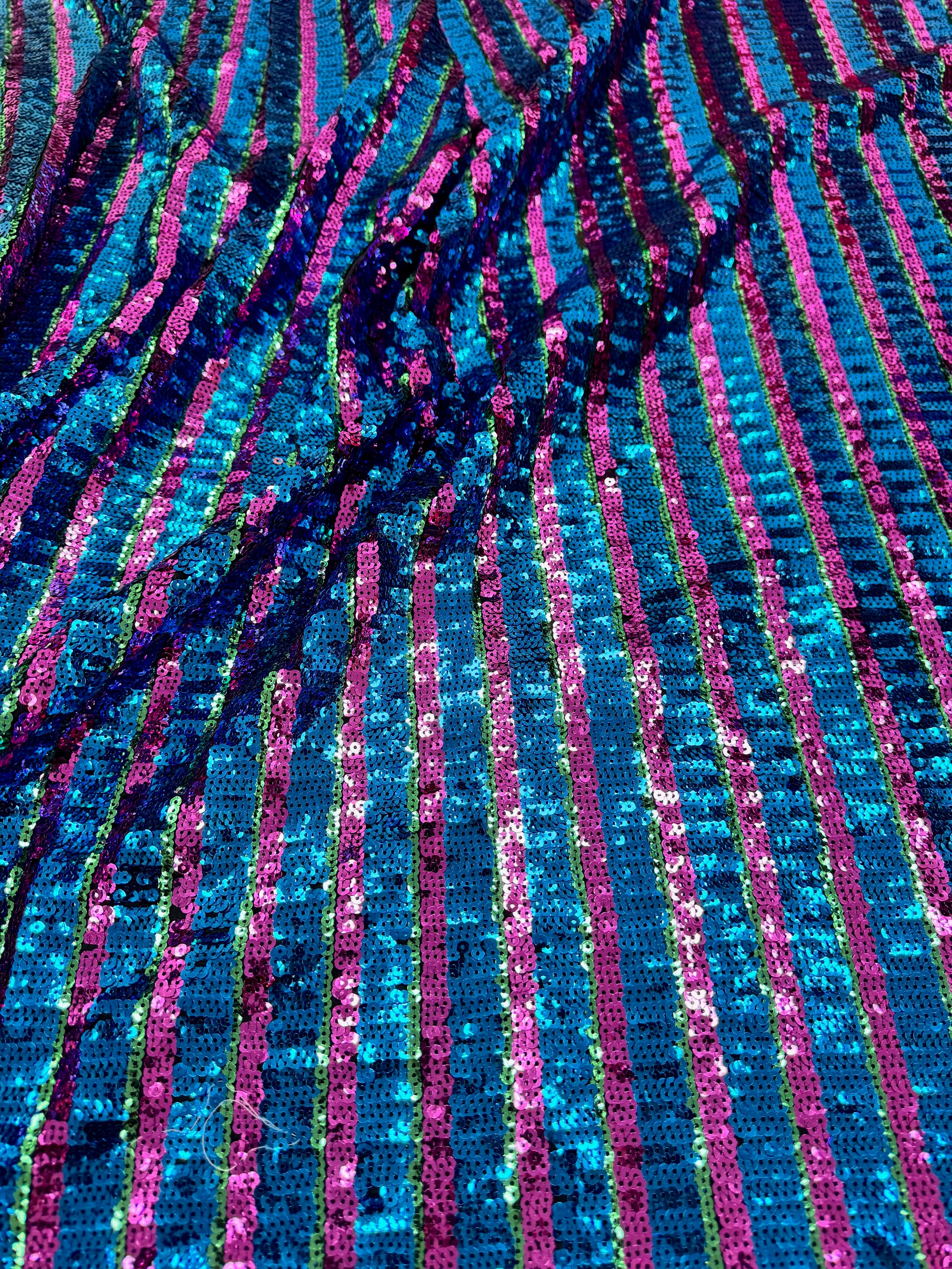 Paiete pe tull elastic cu model dungi