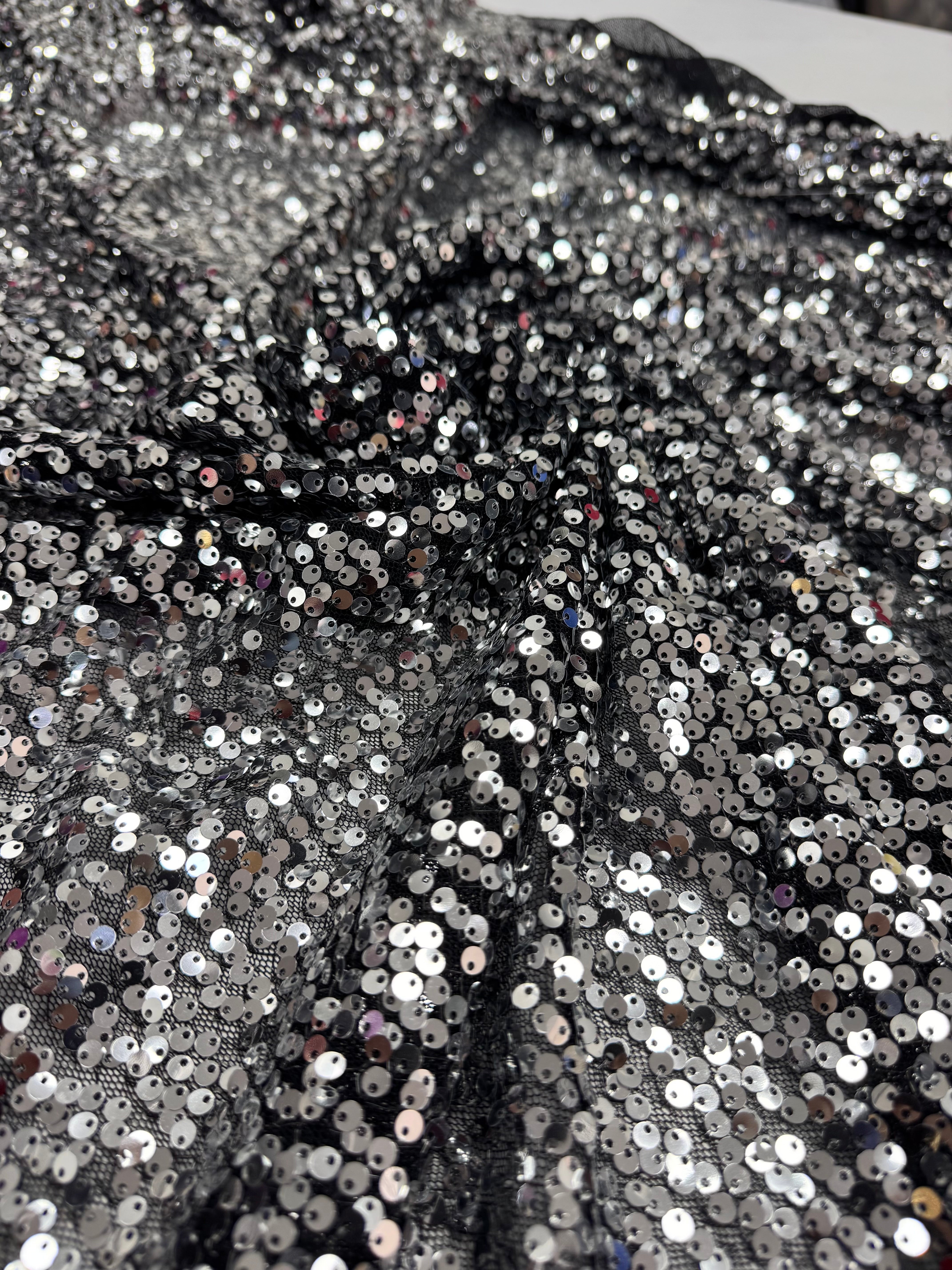 Paiete pe tull elastic, Argintiu