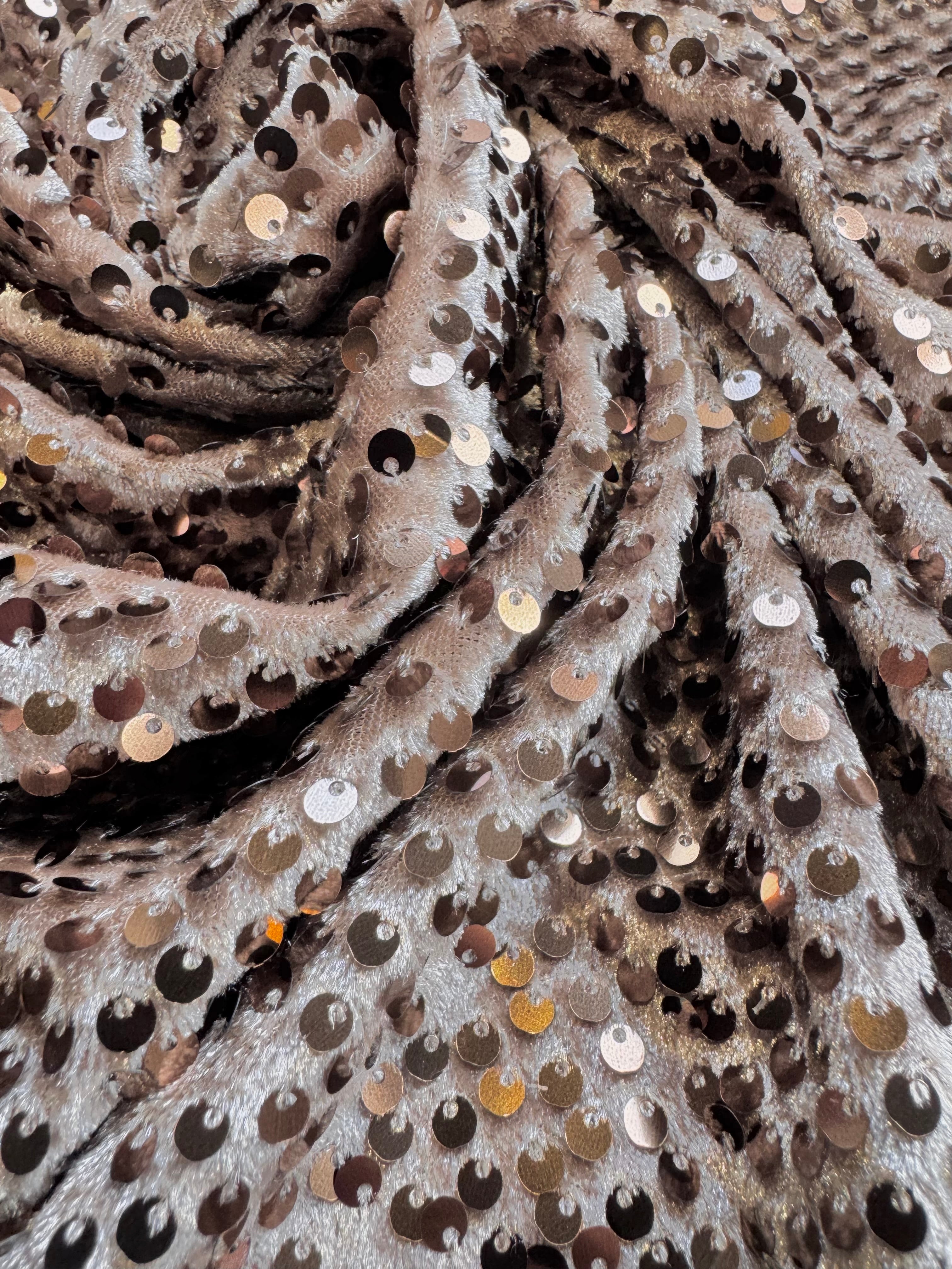 Catifea elastica cu paiete, Bej