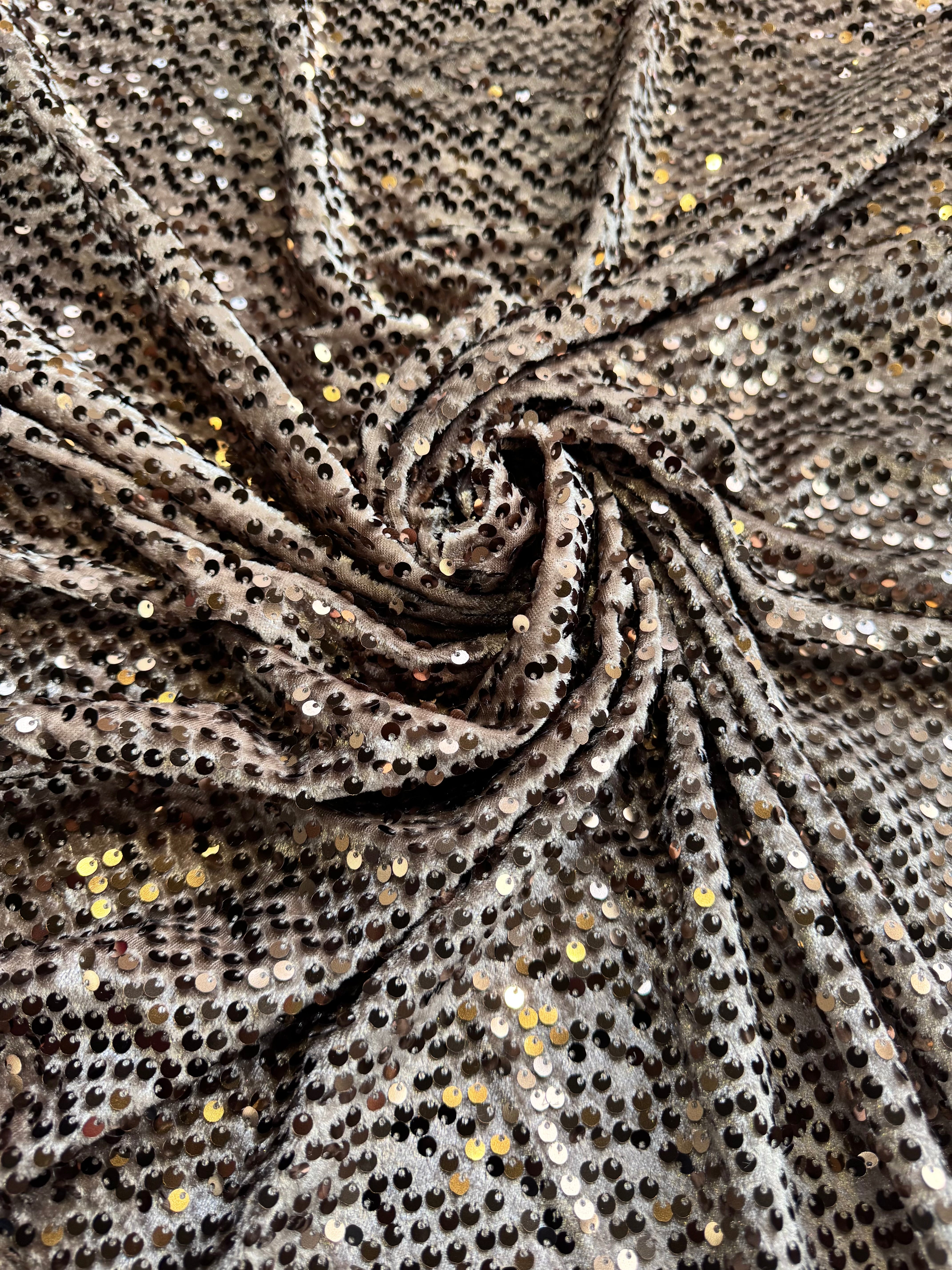 Catifea elastica cu paiete, Bej