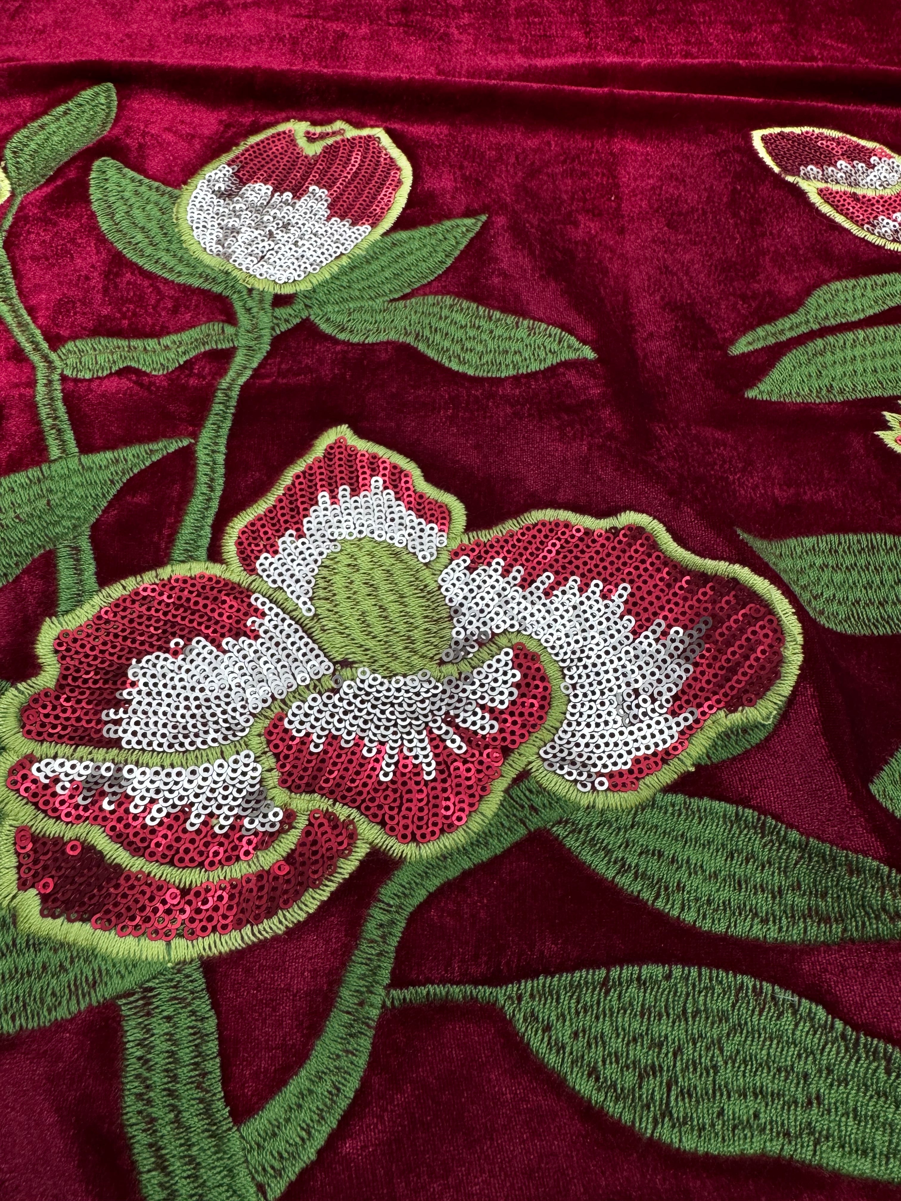 Catifea elastica cu broderie, Grena