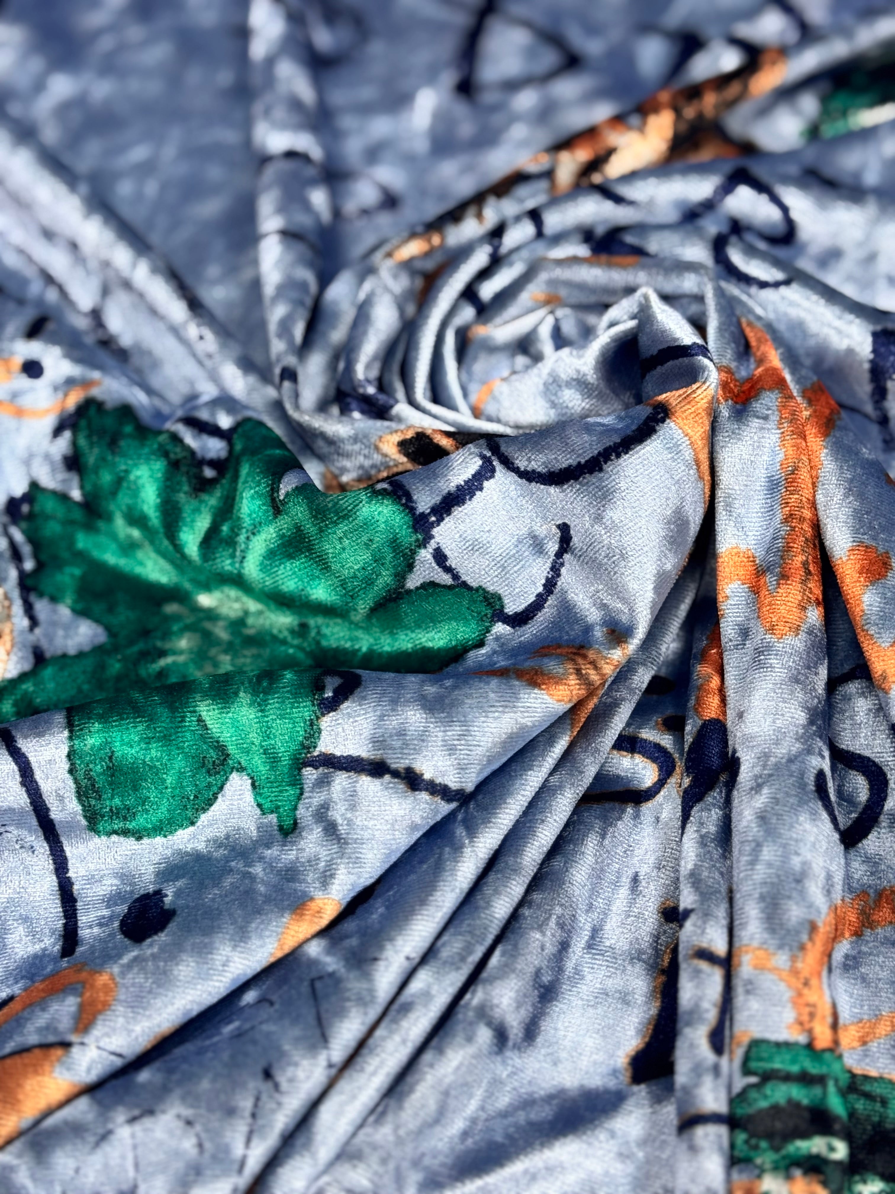 Catifea elastica cu model