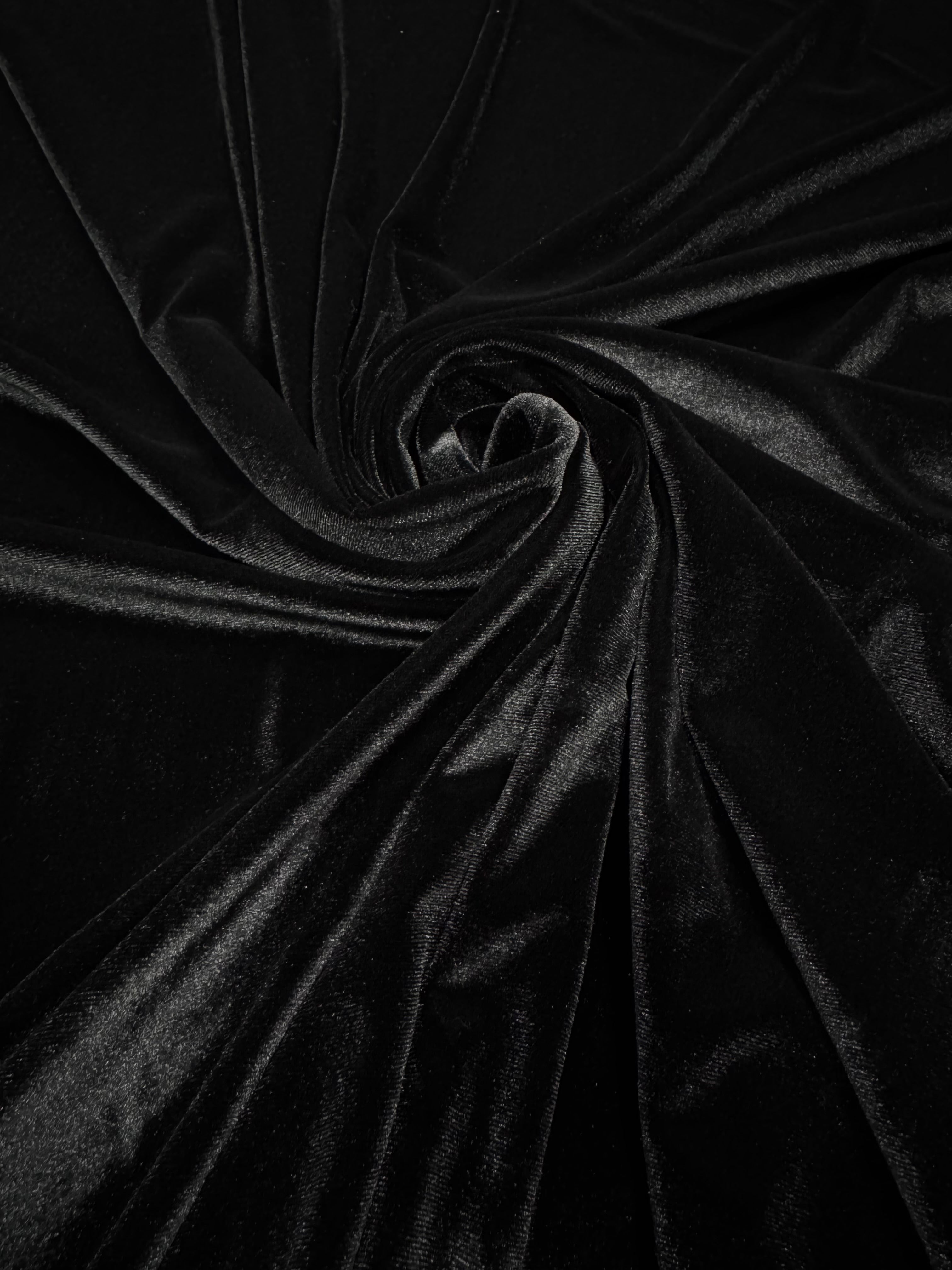 Catifea elastica, Negru