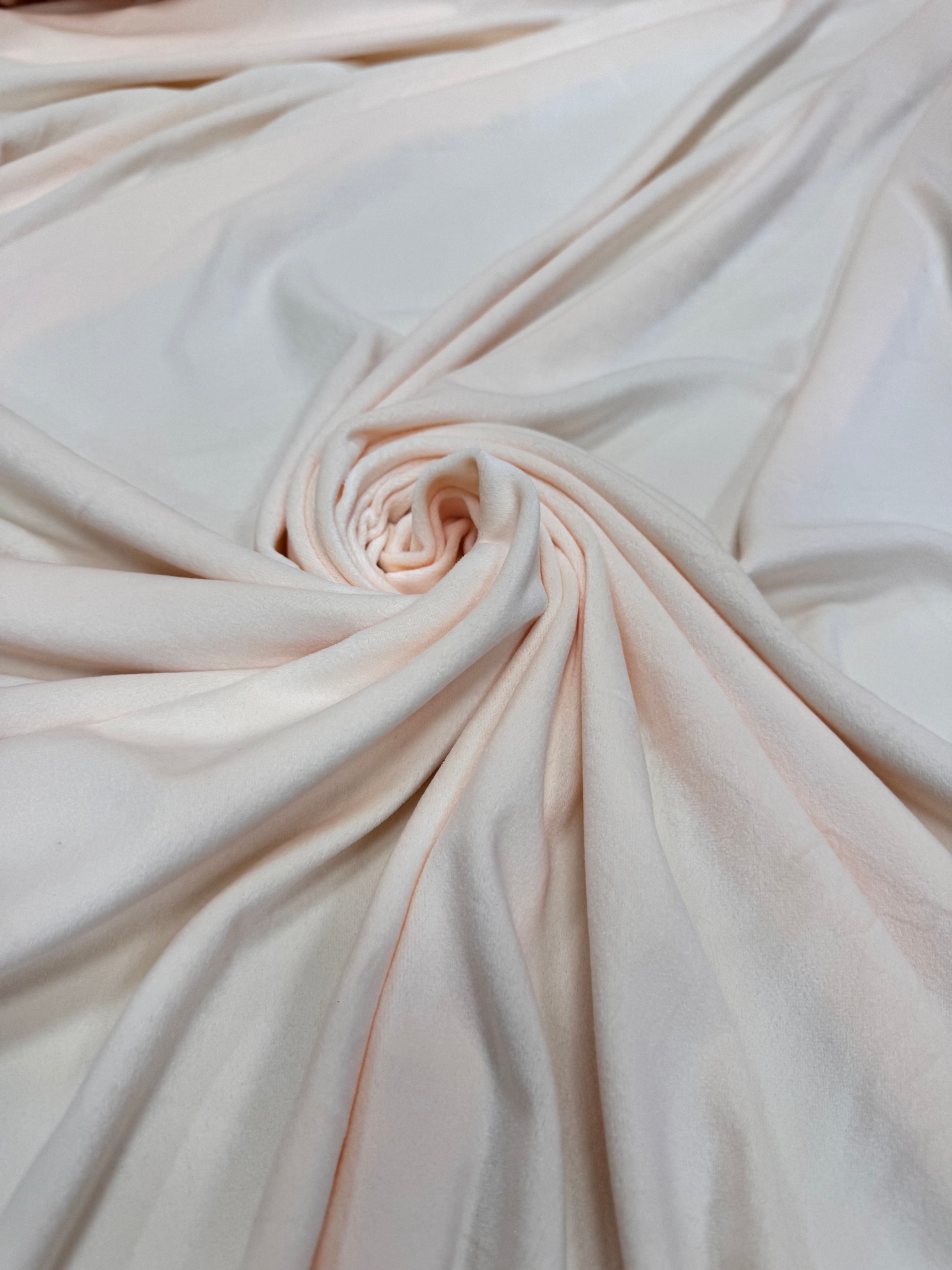 Catifea training (soft), Banan