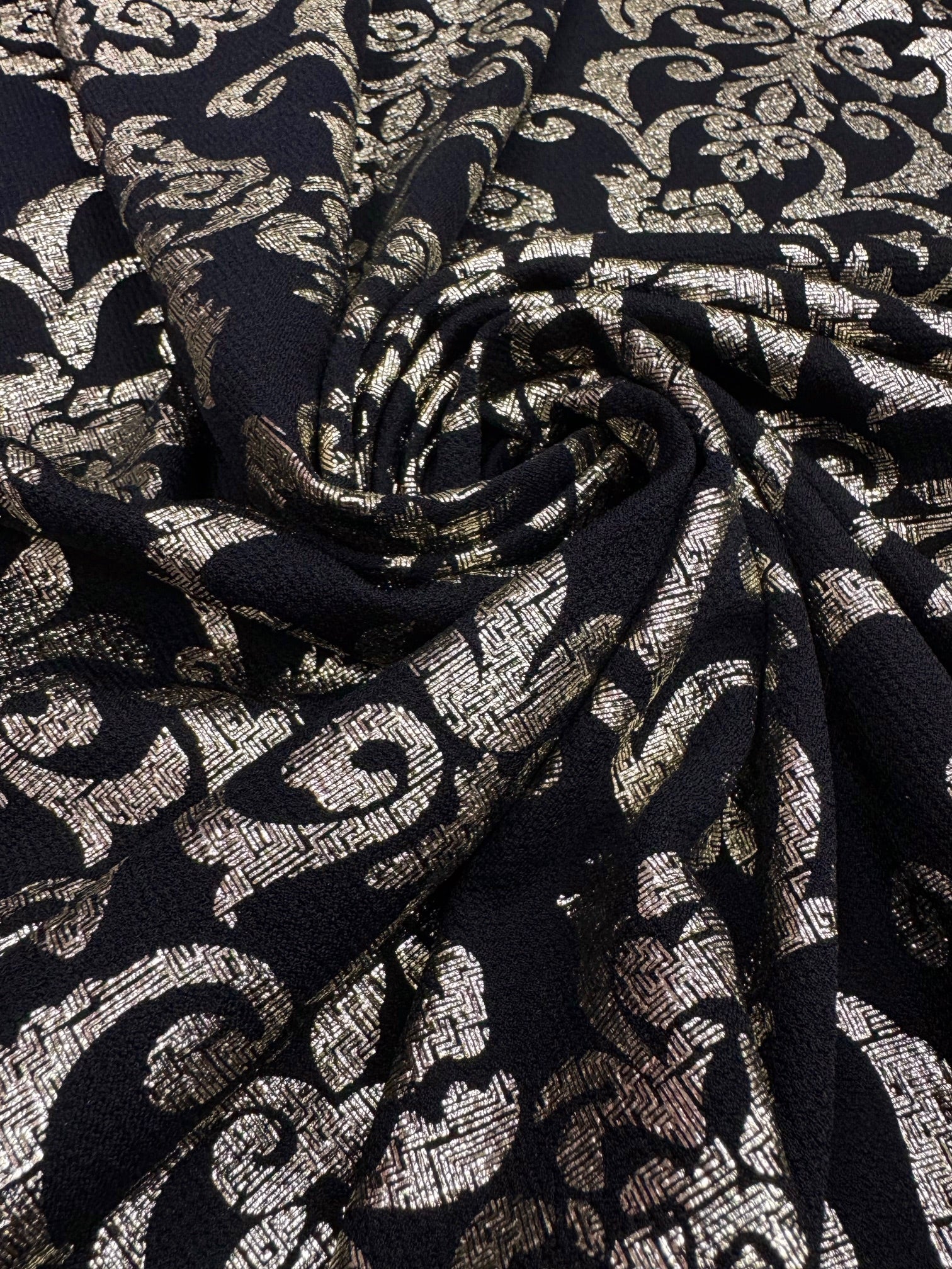 Lurex negru cu auriu